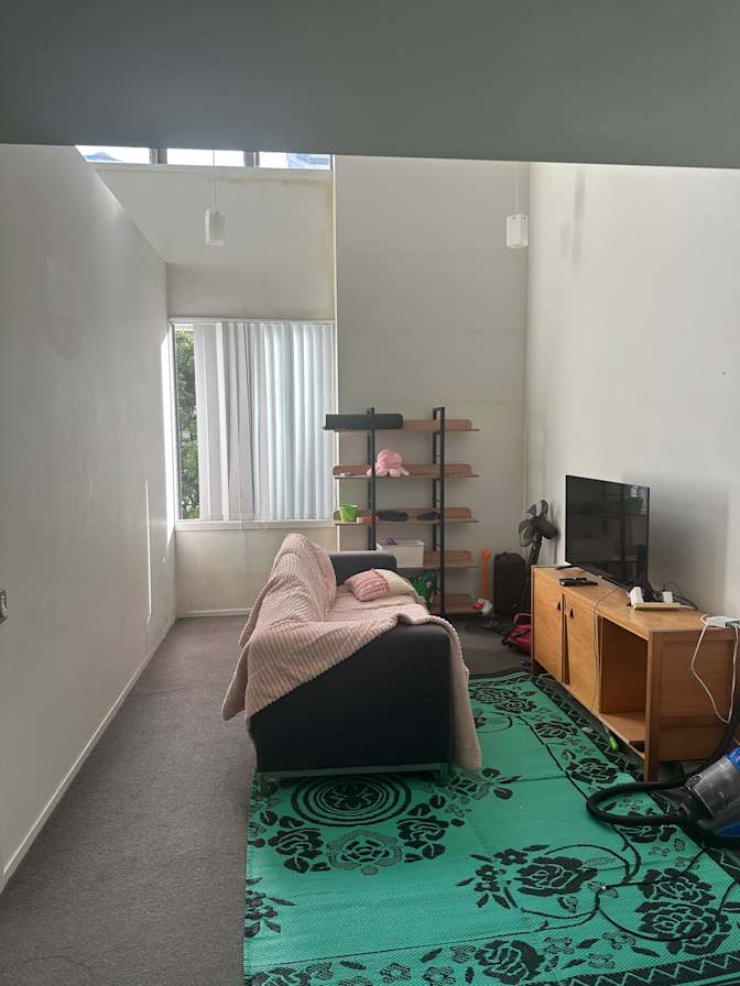 Medet's room
