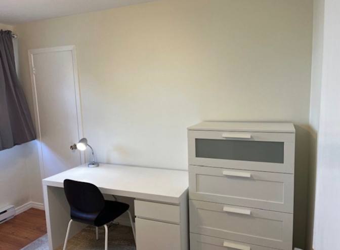 Stephanie Schmidt's room