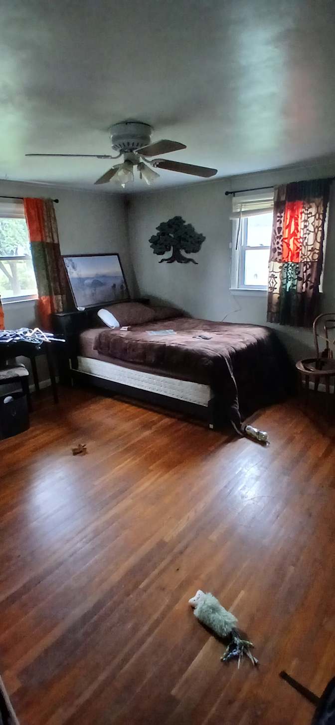 Jeffrey david bauman's room