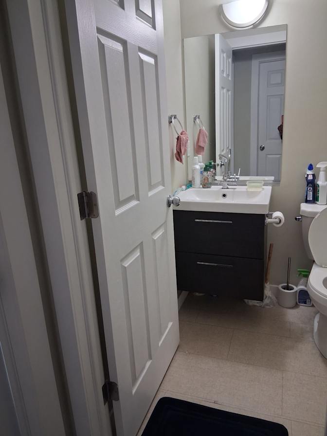 Oluwakemi's room
