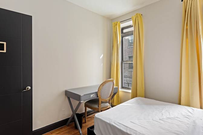 Sam June's room