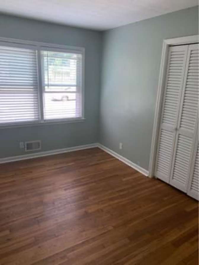 Kel Washington's room