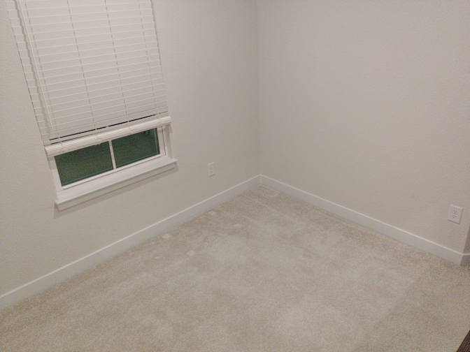 Justin K Thomas's room