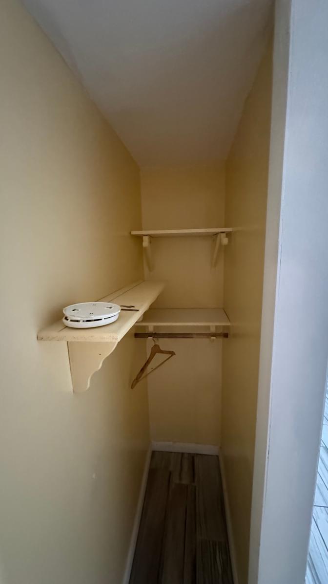 Magno's room
