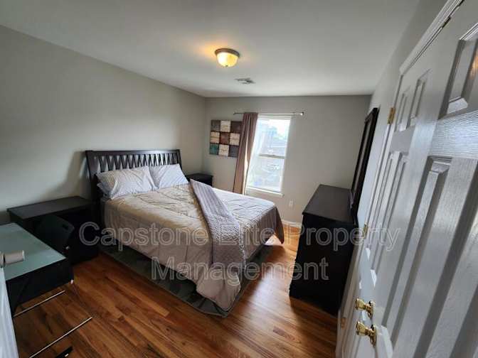 Cap Stone's room