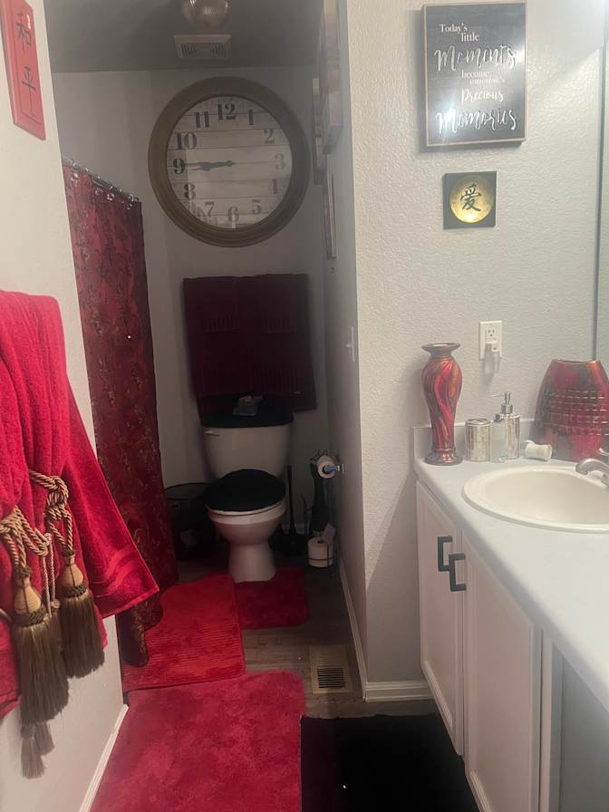 FRANCESCA BUTLER's room