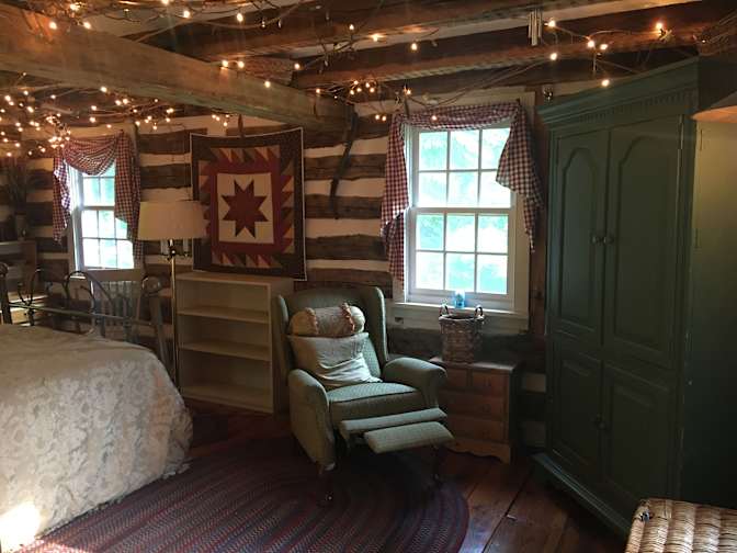 Jona's room