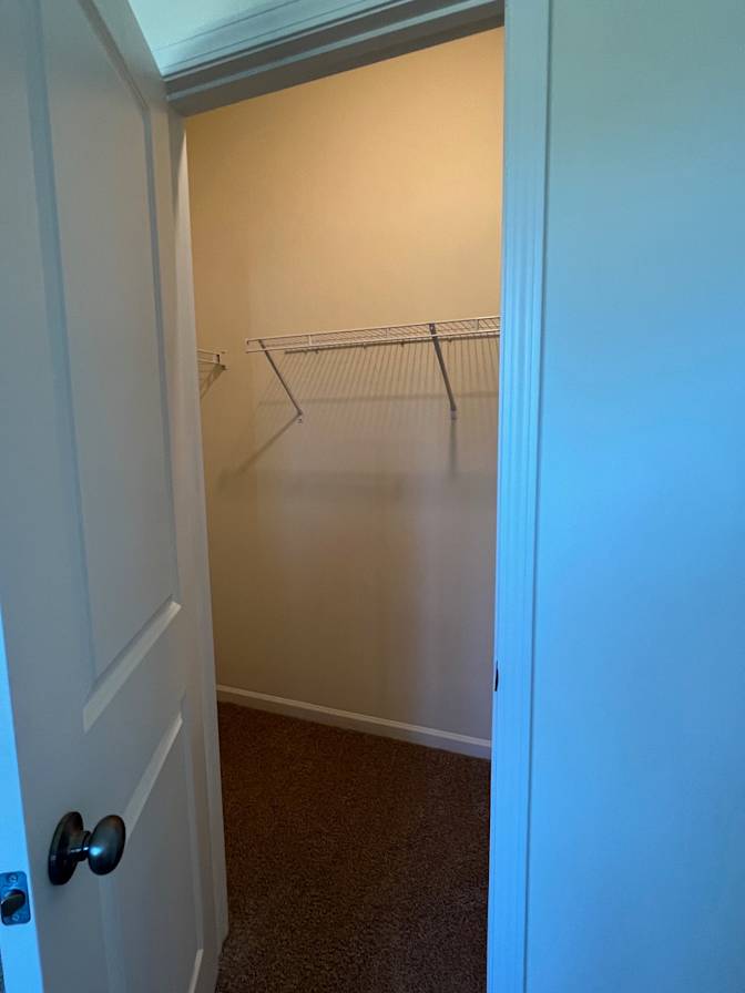 Alcove Rooms's room