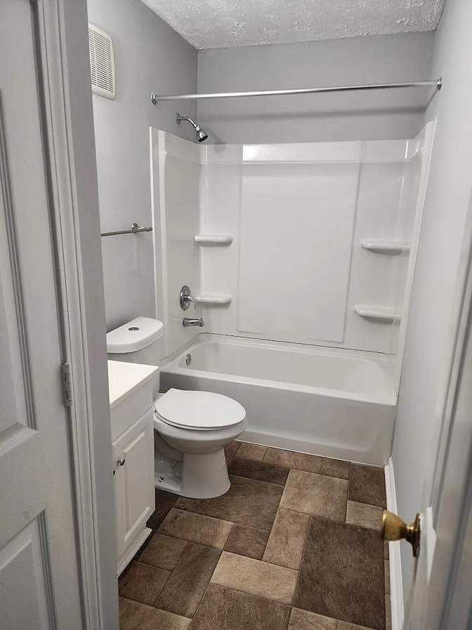 Alcove Rooms's room