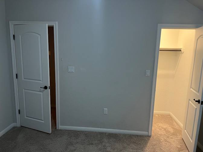 Dinesh's room