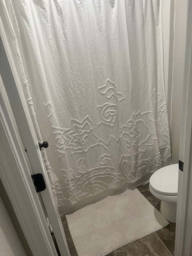 Kenisha Mcclymont Morris's room