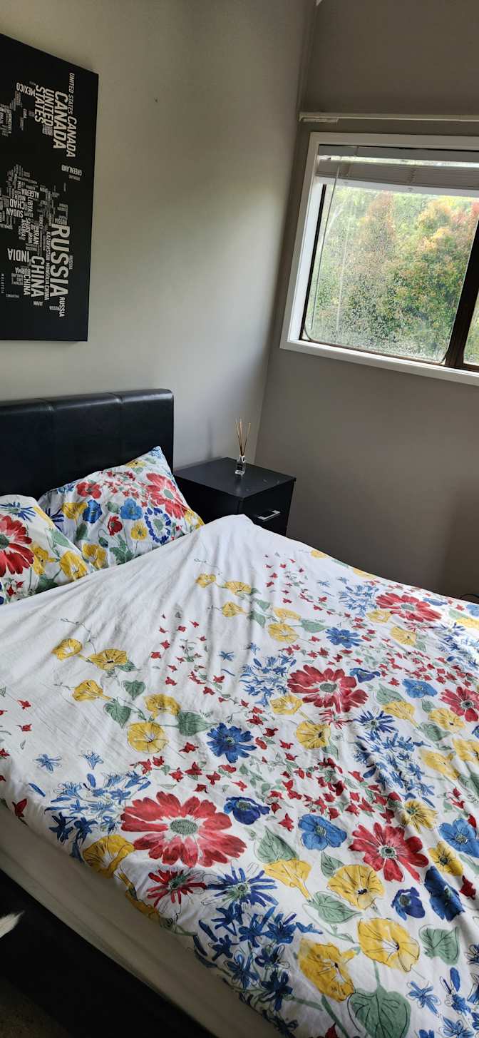 Simon's room