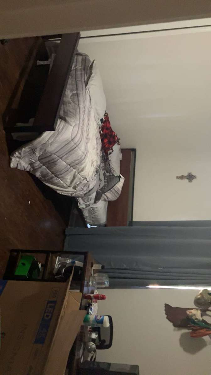 Kaitlyn's room