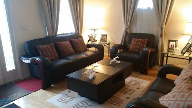 Nīc's room