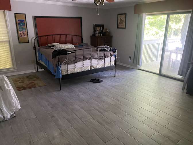 Alcove Rooms's room