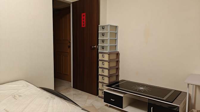 powernow's room