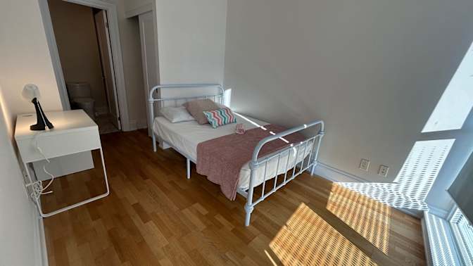 Ali Kaan Gevrek's room