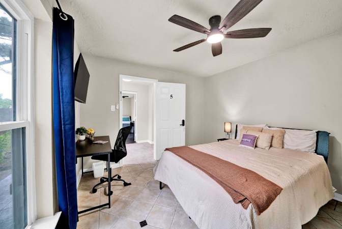 PadSplit's room