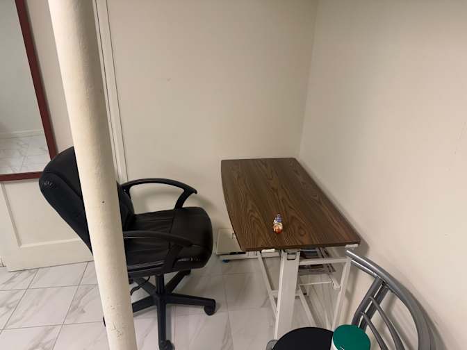 Varshil's room