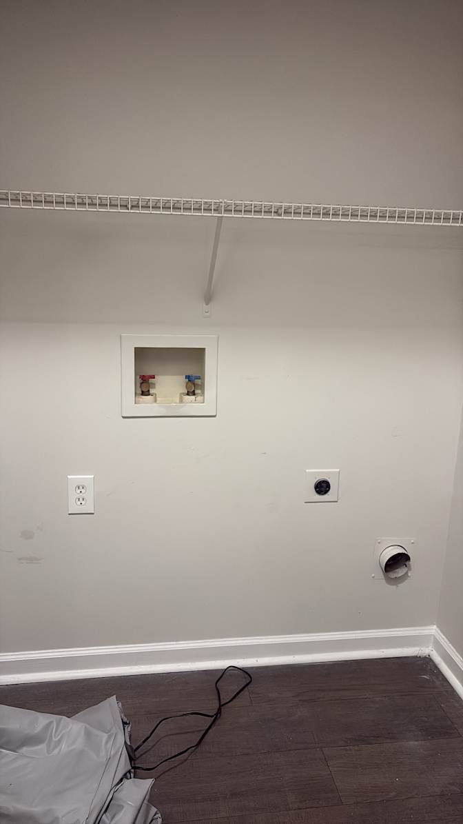 Tt's room