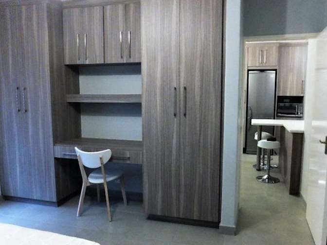 Mejury's room