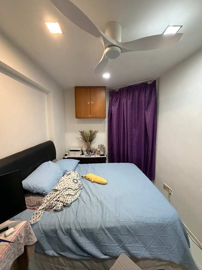 satish sugumar's room