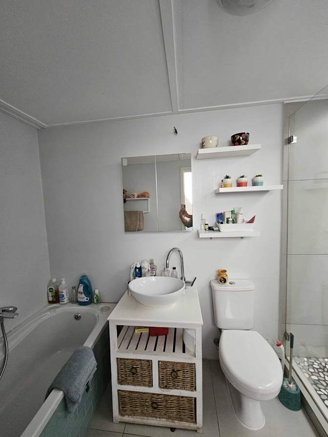 Min's room