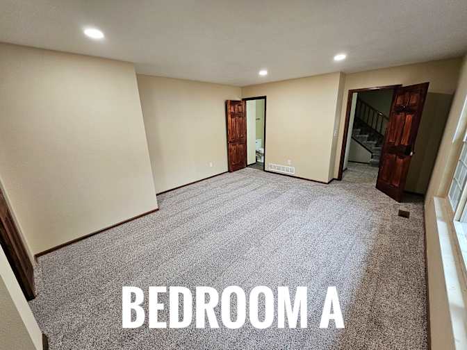 HomeCrew's room