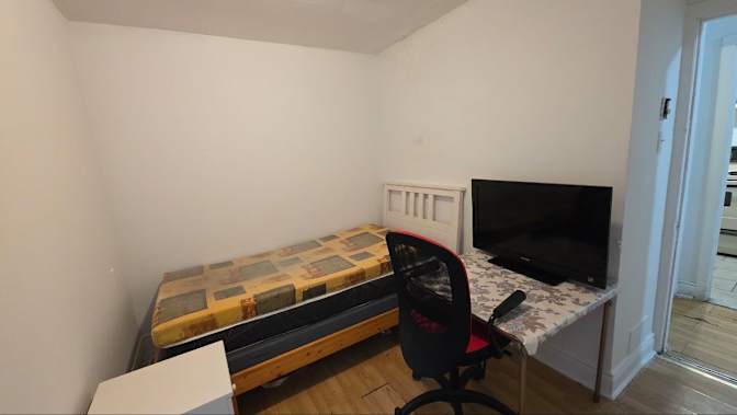 Sam's room