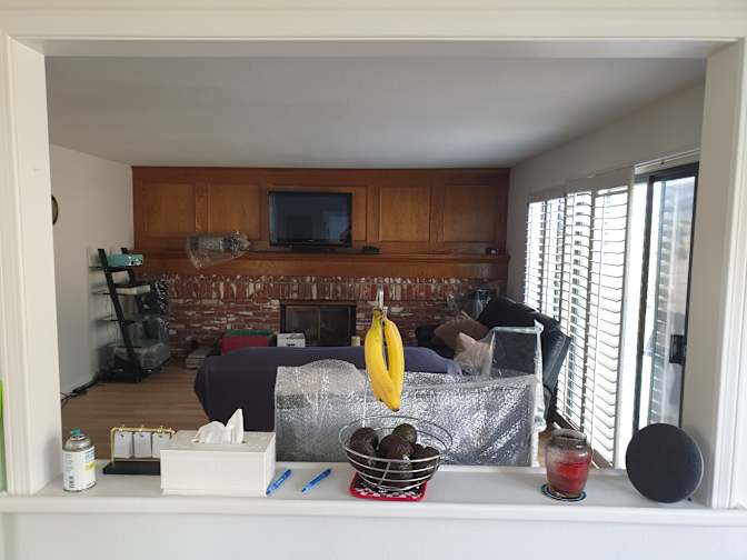 Alexandra  & Roomies's room