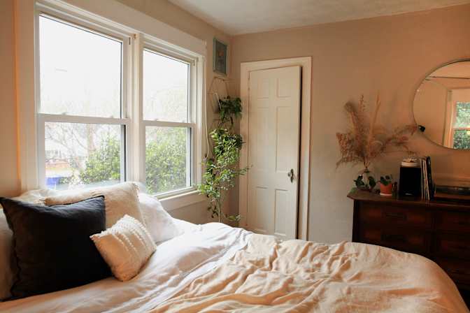 Hannah's room