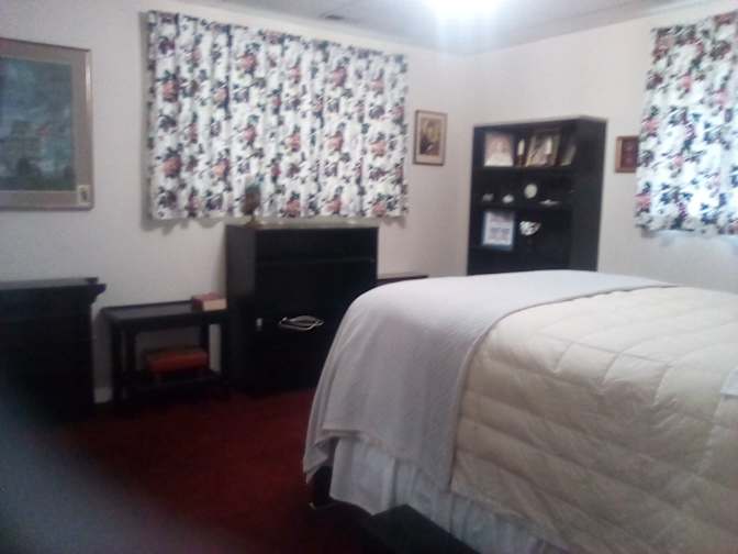 Elizabeth xavier's room