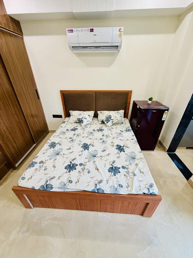 Rashmi Rawat's room