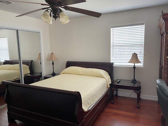 Salvador's room
