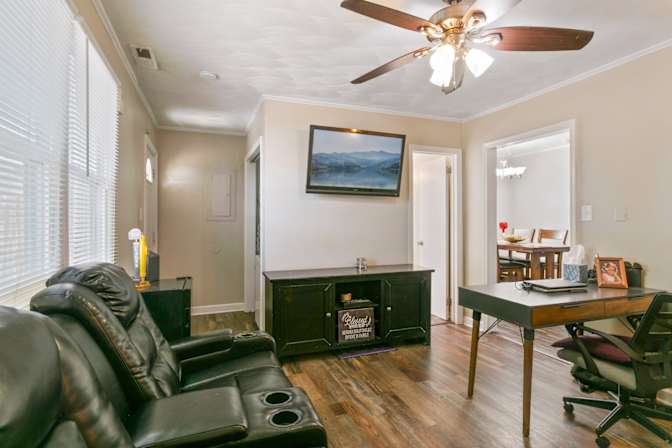 Jay/Nikki's room