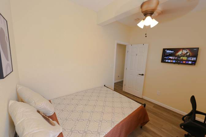 PadSplit's room