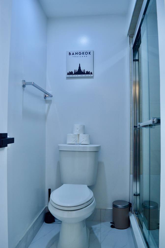 Johnny and Hao's room