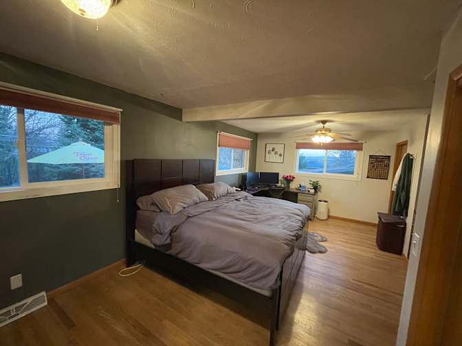 Yangyang's room