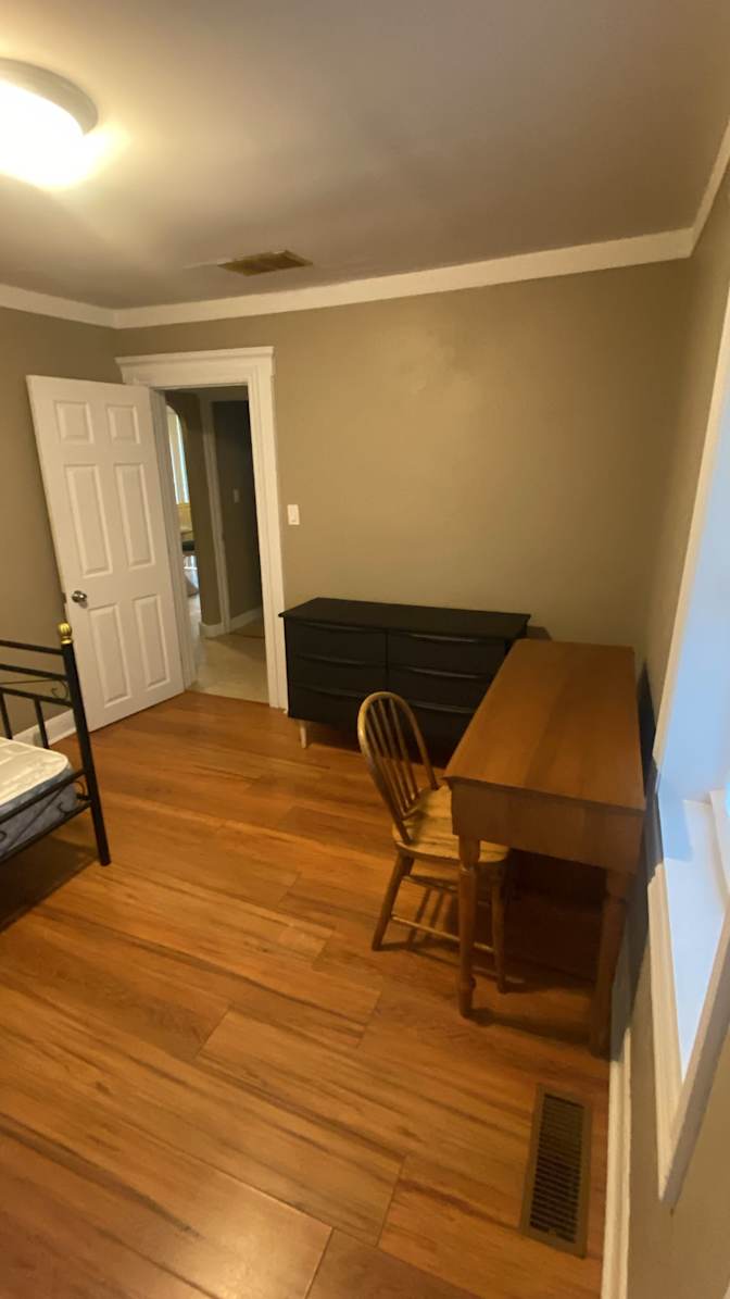 Andrea's room