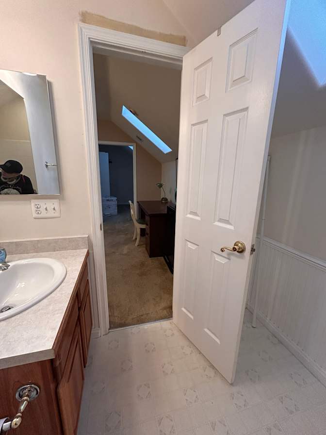 nicole's room