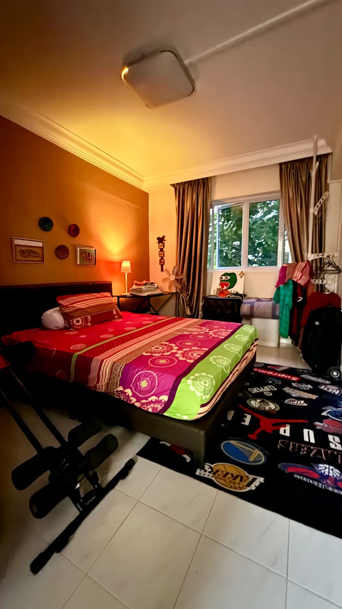Paco's room