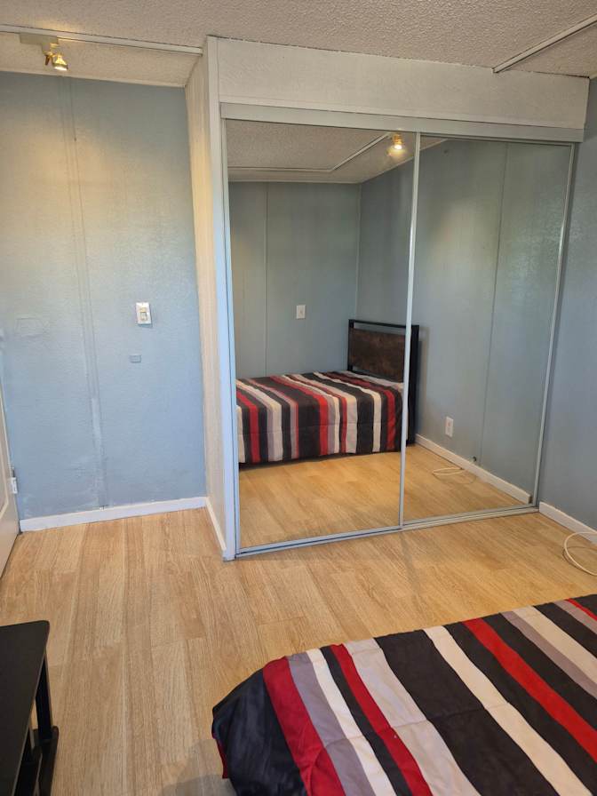Alfredo's room