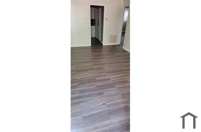 Alcove Rooms's room