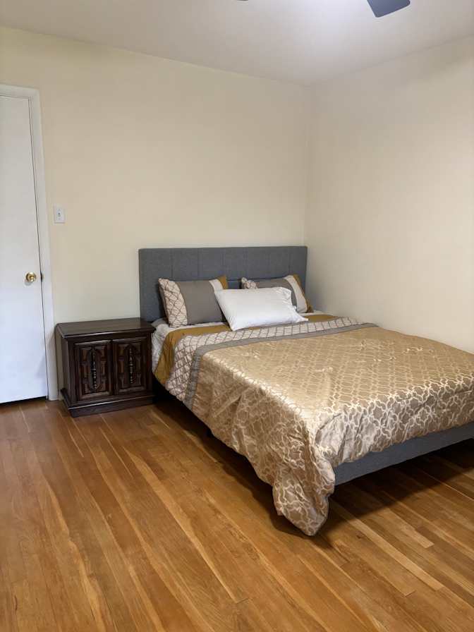 Claudia's room
