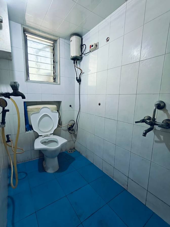 Chakshu Vaidya's room