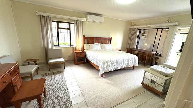 Cassandra Gabriel's room