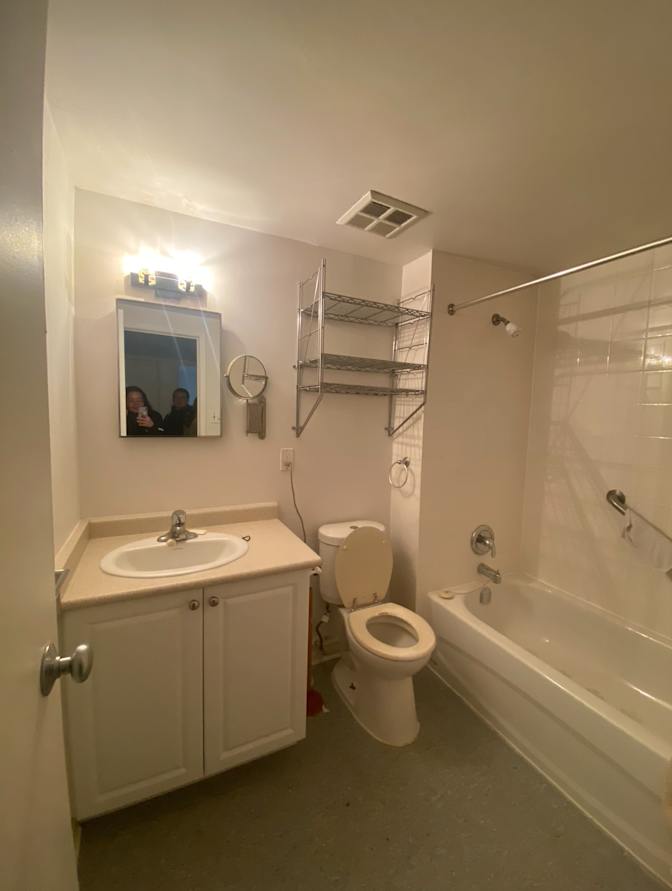 Lisa's room