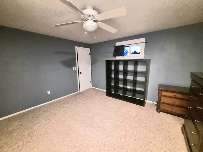 Alicia's room