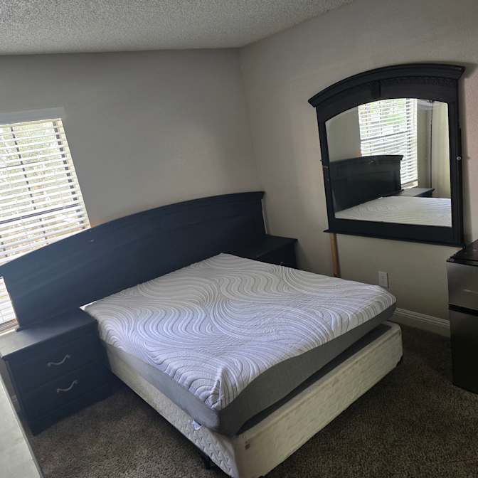 Alexis Duarte Avila's room