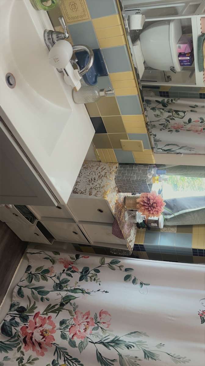 Eliyah's room